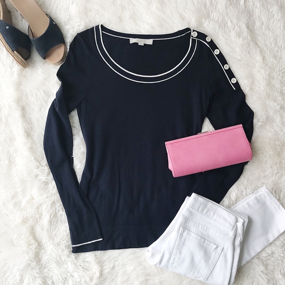 LOFT navy and white sweater size medium